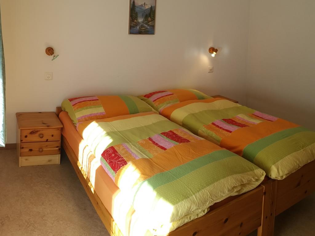 Ferienhaus Antigua Saas-Grund Habitación foto